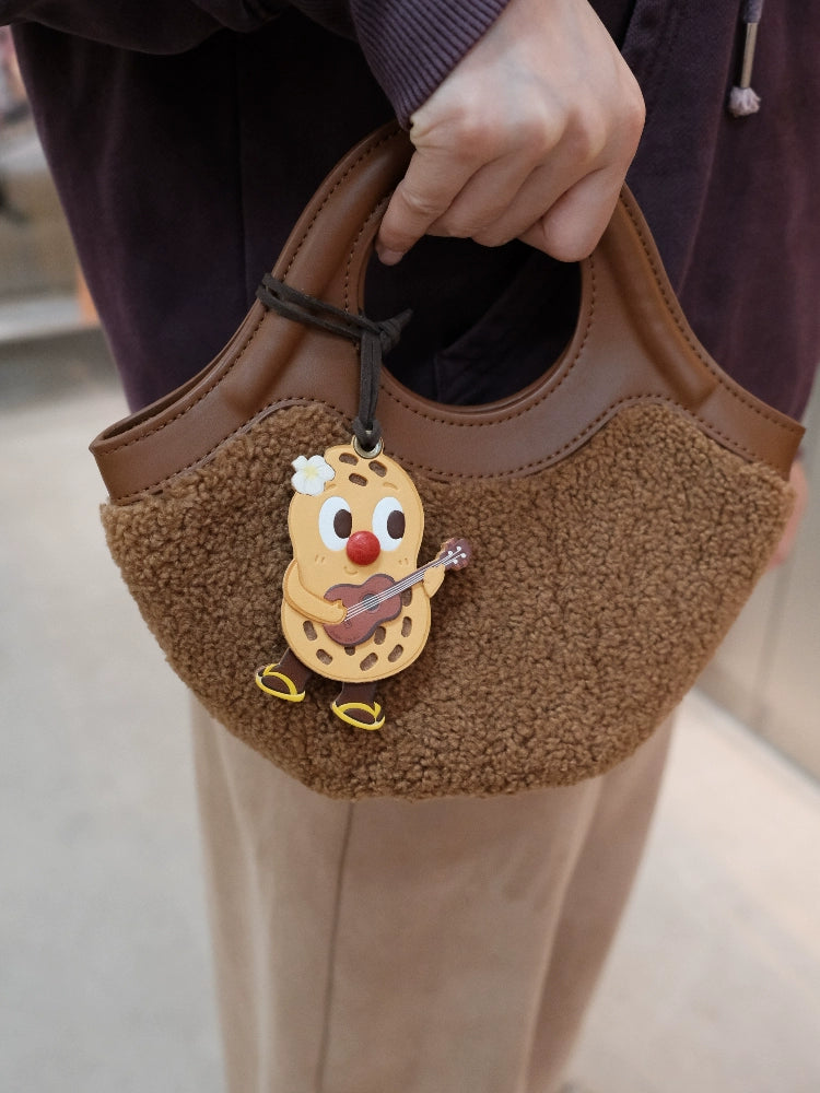 Fingerstudio's New Peanut Panda Bag Pendant