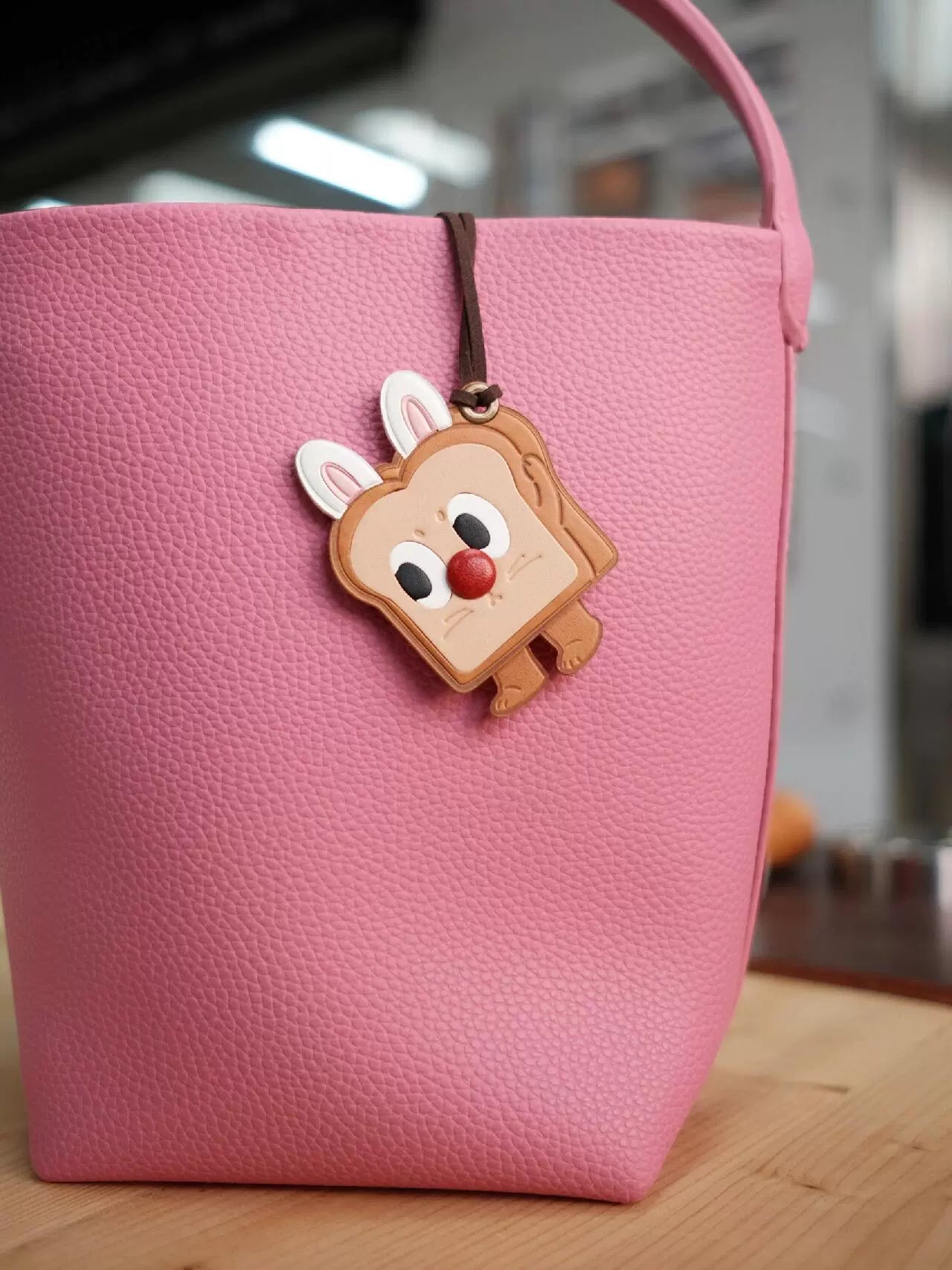 Fingerstudio Joint Face Bag Pendant Leather Pendant